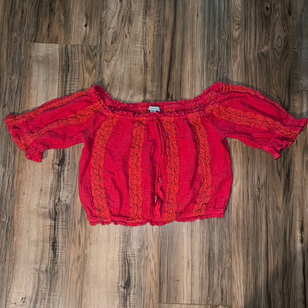 American Eagle Cropped Peasant Top